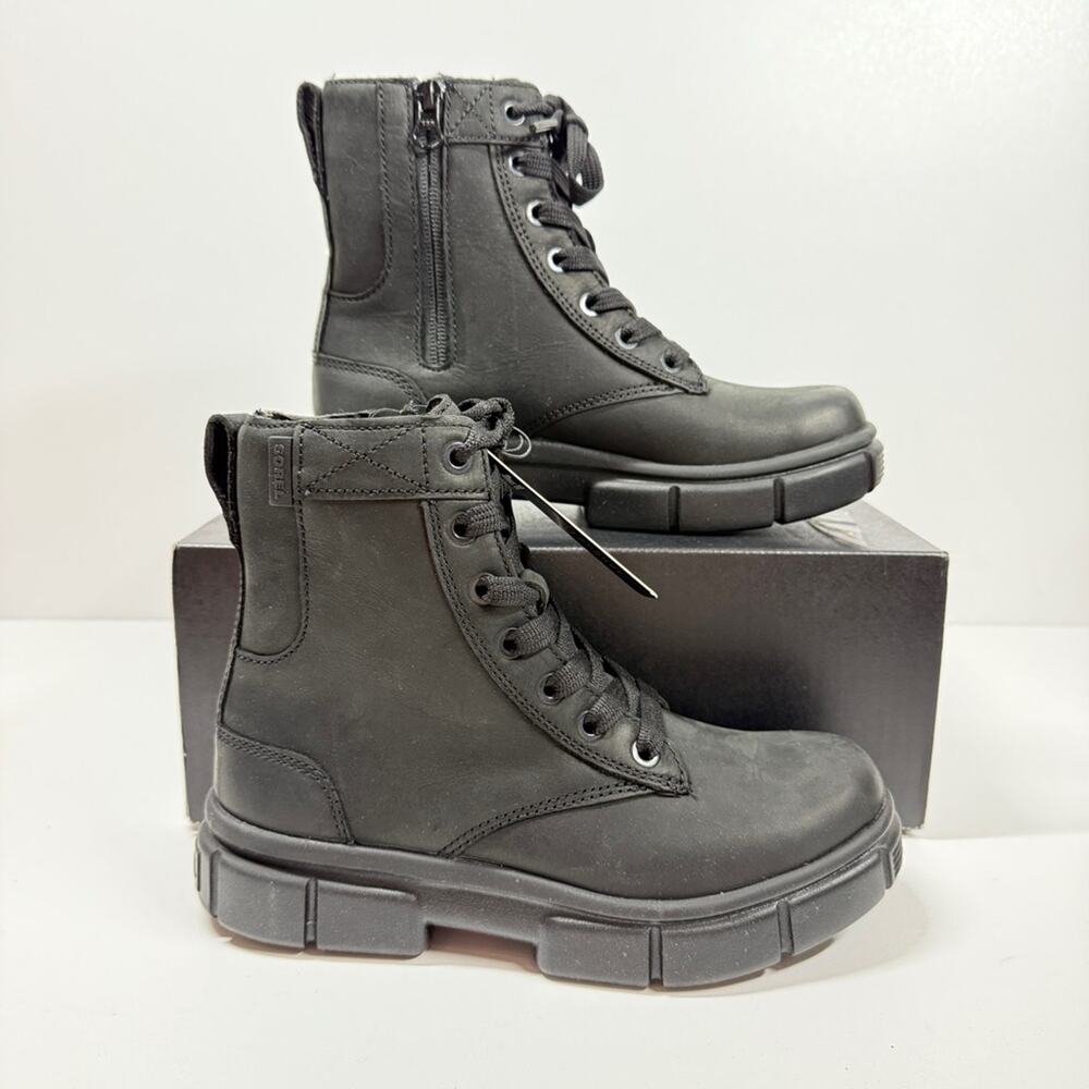 NIB • Sorel Women's  Black Explorer Strt Lace Moto Boots Size: 6